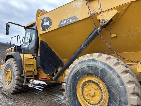 John Deere 460E-II ARTICULATED DUMP TRUCK, Cab w/ AC; 46 Ton; 4X4; Tailgate