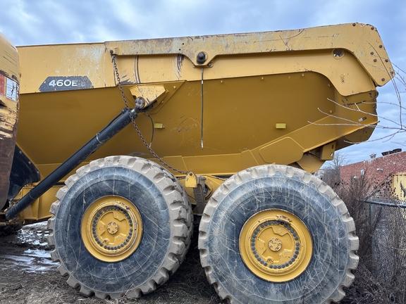 John Deere 460E-II ARTICULATED DUMP TRUCK, Cab w/ AC; 46 Ton; 4X4; Tailgate