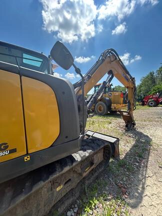 XCMG XE80U HYDRAULIC EXCAVATOR - Cab w/ AC; Rubber Tracks; Hydraulic Thumb; Blade