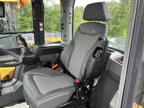 624 P-TIER 4WD LOADER - Cab w/ AC, Joystick Controls; 20.5 Tires; General Purpose Bkt; Options: Rear Camera