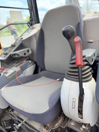 2019 John Deere 85G EXC - Cab w/ AC; Rubber Pads; 18" Pads; Aux Hydraulics, Coupler; 24" Bucket; w/ Blade