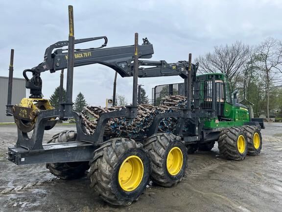 1510G FORWARDER - Cab w/ AC; 8x8; Stacking Blade
