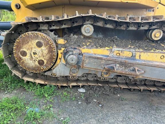 2019 John Deere 1050K, Cab w/ AC; 24" Pads; Semi-U Blade, 3.96 m (156 in.) Blade; Ripper