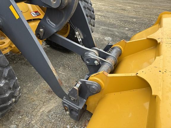 544 G-TIER WHEEL LOADER -Cab w/ AC; Quick Coupler; 20.5 Tires; General Purpose Bkt; Options: Rear Camera