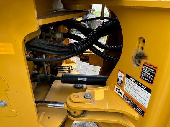 544 G-TIER WHEEL LOADER -Cab w/ AC; Quick Coupler; 20.5 Tires; General Purpose Bkt; Options: Rear Camera
