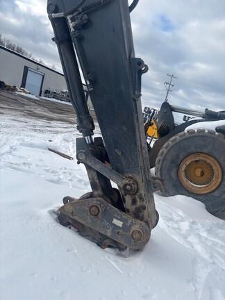 345 P EXCAVATOR - Cab w/ AC; 32" Pads; Coupler; Less Bucket