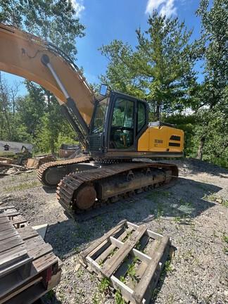 XCMG XE360U - Cab w/ AC; w/ Bucket; Options: Camera