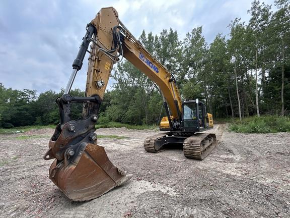 XCMG XE360U - Cab w/ AC; w/ Bucket; Options: Camera