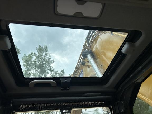 XCMG XE360U - Cab w/ AC; w/ Bucket; Options: Camera