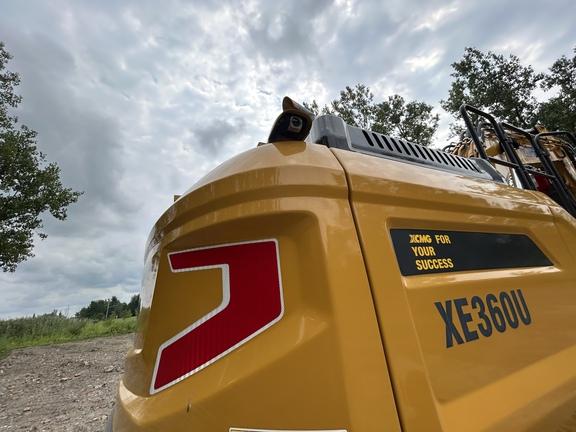 XCMG XE360U - Cab w/ AC; w/ Bucket; Options: Camera