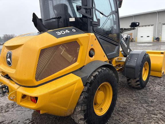 304 G FOUR WHL DRIVE LOADER - Cab w/ AC; General Purpose Bkt; 405/70R20 Tires; Options: Ride Control