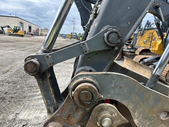 135G FT4 EXCAVATOR - Cab w/ AC; Coupler, Hydraulic Thumb; w/ Bucket