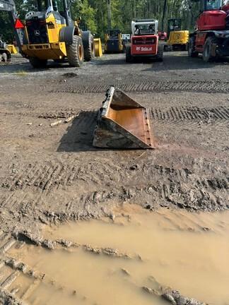 320G SKID STEER LOADER BASE - Cab w/ AC, Air Ride Seat, Hi-Flo; Ride Control, 2 Speed; Self-Leveling; Beefy Baby Tires; General Purpose Bkt
