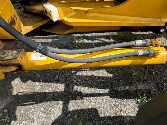 304 G FOUR WHL DRIVE LOADER - Cab w/ AC; General Purpose Bkt; 405/70R20 Tires; Options: Ride Control