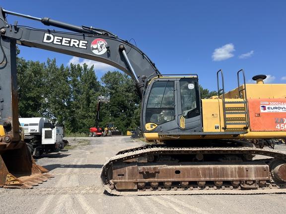 450DLC BASE EXCAVATOR - Cab w/ AC; 36" Pads; w/ Bucket