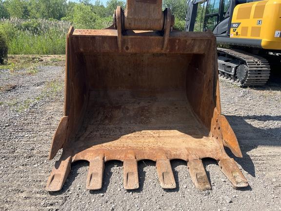 450DLC BASE EXCAVATOR - Cab w/ AC; 36" Pads; w/ Bucket