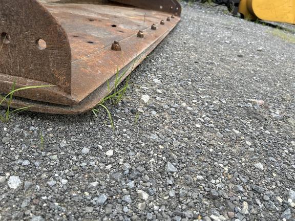 BOBCAT T770 - Cab w/ AC, Hi-Flo; 2 Speed; Rubber Tracks; General Purpose Bkt