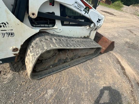 BOBCAT T770 - Cab w/ AC, Hi-Flo; 2 Speed; Rubber Tracks; General Purpose Bkt
