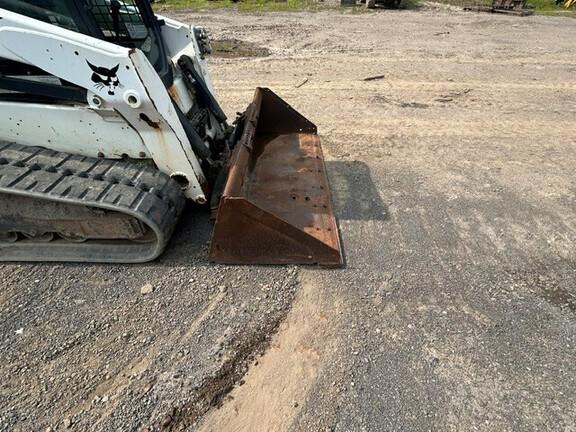 BOBCAT T770 - Cab w/ AC, Hi-Flo; 2 Speed; Rubber Tracks; General Purpose Bkt