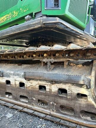 853MH HARVESTER - Cab w/ AC, Peaked Skylight; Standard Track; Saw