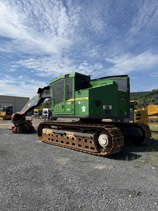 853MH HARVESTER - Cab w/ AC, Peaked Skylight; Standard Track; Saw
