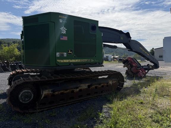 853MH HARVESTER - Cab w/ AC, Peaked Skylight; Standard Track; Saw