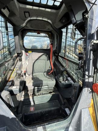 333G COMPACT TRACK LDR - Cab w/ AC, ISO Pattern, EH Joystick Controls, Hi-Flo; Ride Control, 2 Speed; Self-Leveling; Other; Rubber Tracks; General Purpose Bkt; Reversing Fan