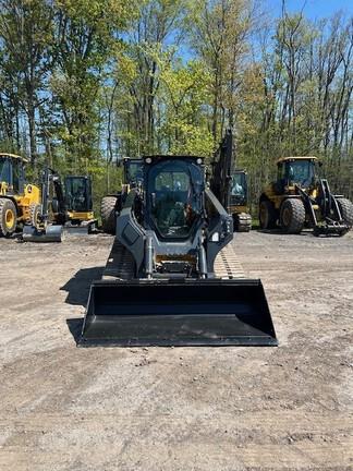 333G COMPACT TRACK LDR BASE - Cab w/ AC, ISO Pattern, Air Ride Seat, Hi-Flo; Ride Control, 2 Speed; Self-Leveling; General Purpose Bkt