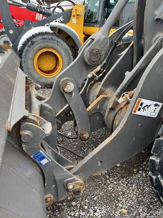 VOLVO L90H 4WD LOADER - Cab w/ AC, EH Joystick Controls; Aux Hydraulics, Quick Coupler; Ride Control, Dual Diff Locks; 20.5 Tires; General Purpose Bkt