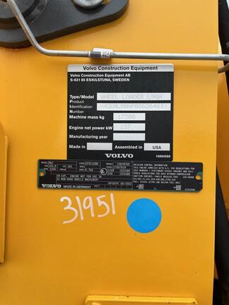 VOLVO L90H 4WD LOADER - Cab w/ AC, EH Joystick Controls; Aux Hydraulics, Quick Coupler; Ride Control, Dual Diff Locks; 20.5 Tires; General Purpose Bkt