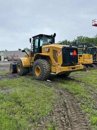 2024 CAT 950GC - Cab w/ AC; Quick Coupler; Front Diff Lock; 23.5 Tires; General Purpose Bkt; Options: Aux Hydraulics, Rear Camera, Ride Control