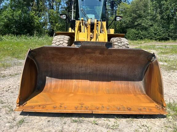 2024 CAT 950GC - Cab w/ AC; Quick Coupler; Front Diff Lock; 23.5 Tires; General Purpose Bkt; Options: Aux Hydraulics, Rear Camera, Ride Control