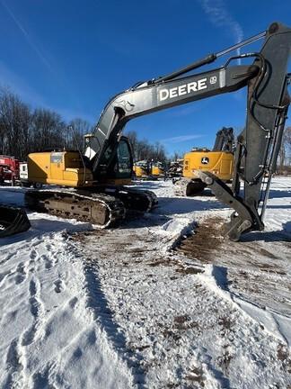 2015 JOHN DEERE 180GL W/ THUMB, LESS BKT - Cab w/ AC, Cntrl Pattern Select; Long Arm; Narrow Pads; Aux Hydraulics, Coupler, Hydraulic Thumb; Less Bucket