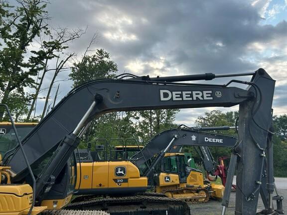 2015 JOHN DEERE 180GL W/ THUMB, LESS BKT - Cab w/ AC, Cntrl Pattern Select; Long Arm; Narrow Pads; Aux Hydraulics, Coupler, Hydraulic Thumb; Less Bucket