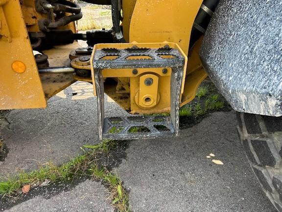 926M WHEEL LOADER - Cab w/ AC; 20.5 Tires; General Purpose Bkt; Options: Rear Camera, Ride Control