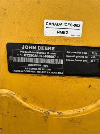 325G COMPACT TRACK LDR BASE - Cab w/ AC, ISO Pattern, EH Joystick Controls, Hi-Flo; Ride Control, 2 Speed; Self-Leveling; Rubber Tracks; 78" Bucket