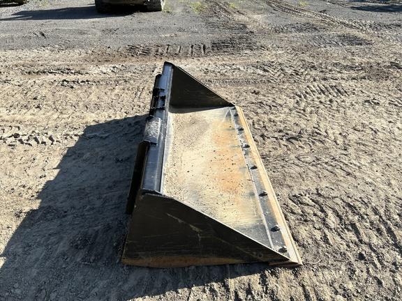 325G COMPACT TRACK LDR BASE - Cab w/ AC, ISO Pattern, EH Joystick Controls, Hi-Flo; Ride Control, 2 Speed; Self-Leveling; Rubber Tracks; 78" Bucket