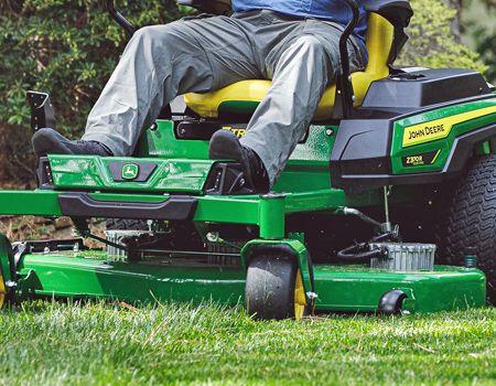 48-in. (122-cm) Accel Deep Mower Deck