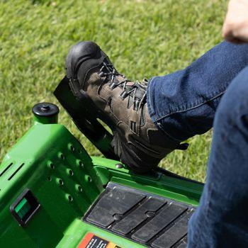 Foot-pedal lift