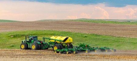 John Deere C-Series Air Cart running SectionCommand Pro