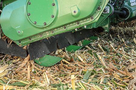 CR12 Corn Head with Stalk Deflectors