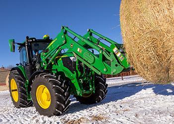 640R Loader on a 6R 165 Tractor