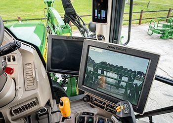 Tractor showing the loader camera image