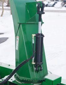 Optional hydraulic cylinder controls chute