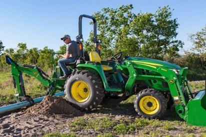 Comfortable operation of the BH270 Backhoe