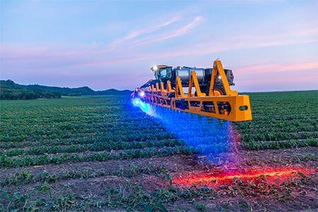 Hagie STS Sprayer with See & Spray Premium