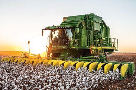 CS770 harvesting cotton with SH12F Header