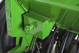 BD11 fertilizer metering system