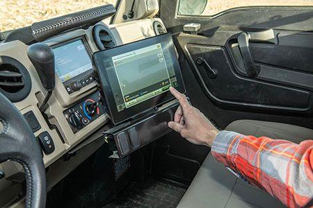 Get started easier with John Deere Precision Ag and the G5<sup>Plus</sup> Universal Display