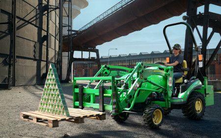 Pallet fork usage rendering of 1M Tractor with 120R MSL Loader